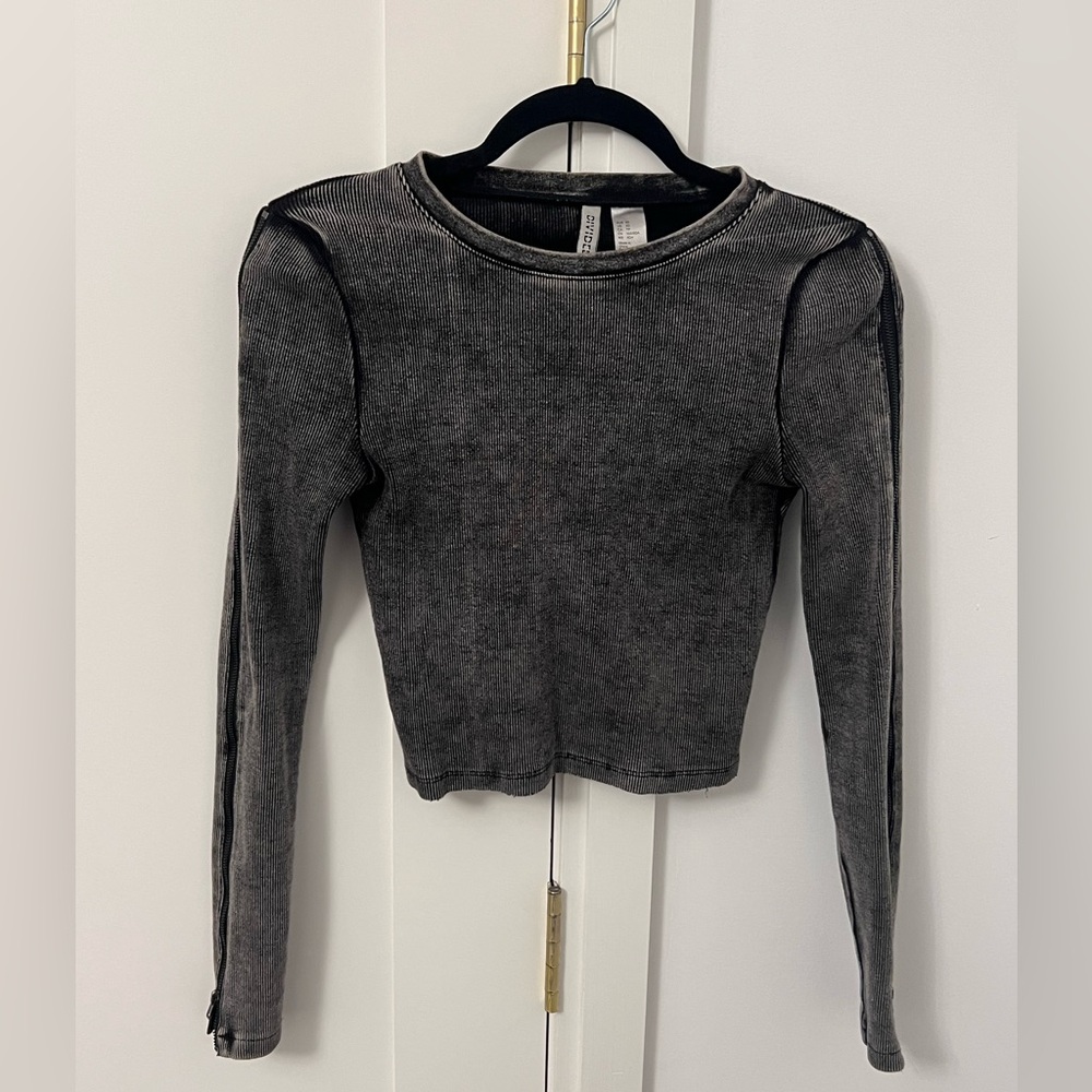 H&M Zipper sleeves, Ribbed, Grey and Black, Acid washed, Cropped Top